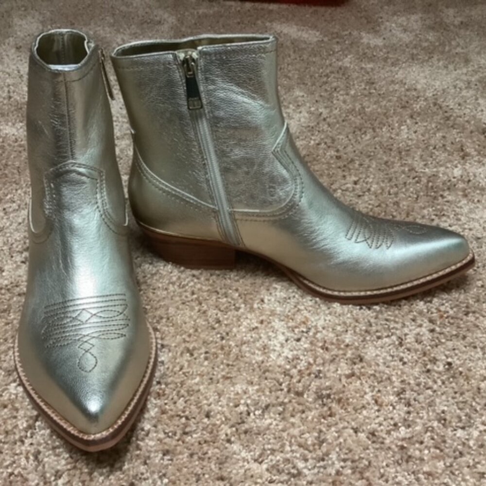 DKNY Women's Lukas Cowboy Booties - Size 8.5 -  New w/o box